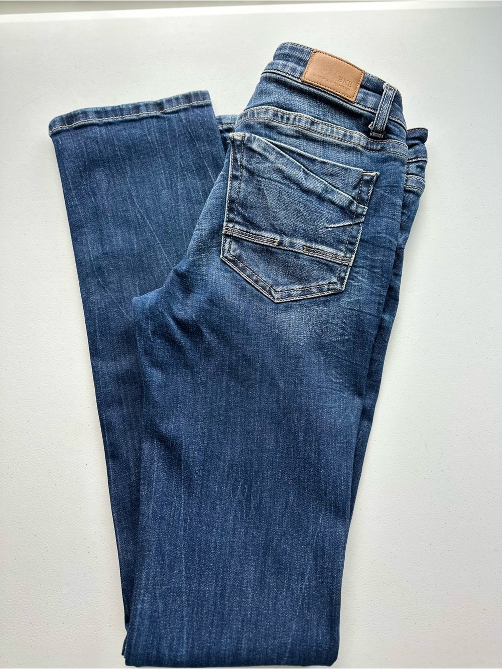 BKE Women's Stella Slim Fit Low Rise Straight Jean - Long/Tall 34” Inseam - - Picture 3 of 4